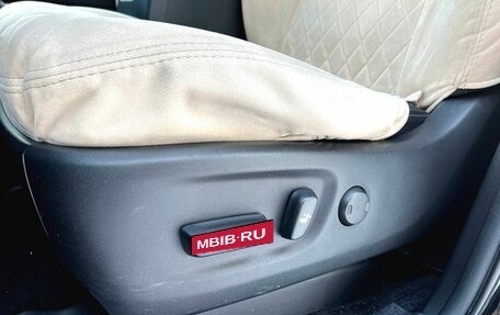 Toyota Land Cruiser Prado 150 рестайлинг 2, 2021 год, 6 800 000 рублей, 18 фотография