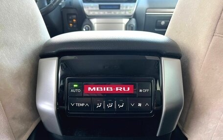 Toyota Land Cruiser Prado 150 рестайлинг 2, 2021 год, 6 800 000 рублей, 20 фотография