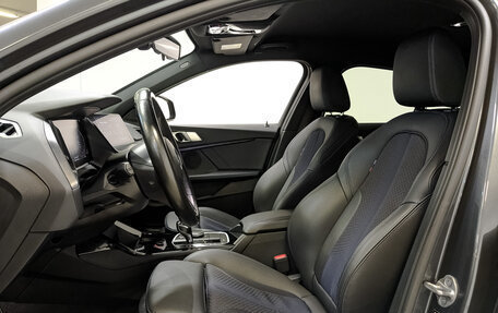 BMW 1 серия, 2021 год, 2 980 000 рублей, 20 фотография