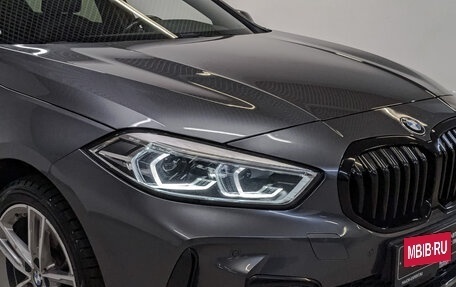 BMW 1 серия, 2021 год, 2 980 000 рублей, 26 фотография