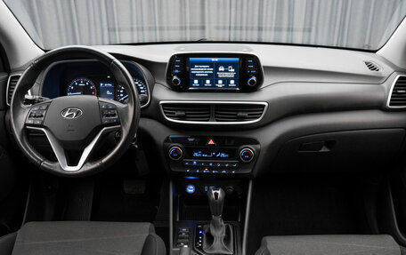 Hyundai Tucson III, 2019 год, 2 490 000 рублей, 10 фотография