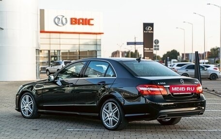 Mercedes-Benz E-Класс, 2011 год, 1 335 000 рублей, 4 фотография