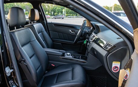 Mercedes-Benz E-Класс, 2011 год, 1 335 000 рублей, 19 фотография