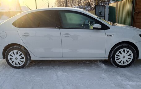 Volkswagen Polo VI (EU Market), 2016 год, 1 050 000 рублей, 2 фотография