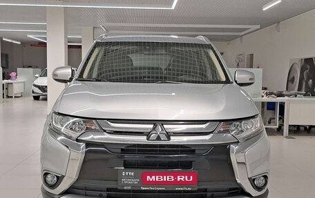 Mitsubishi Outlander III рестайлинг 3, 2016 год, 2 090 000 рублей, 6 фотография