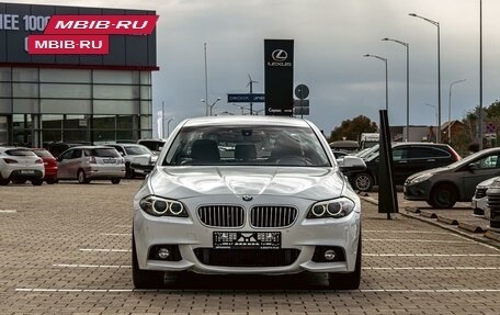 BMW 5 серия, 2014 год, 1 645 000 рублей, 2 фотография
