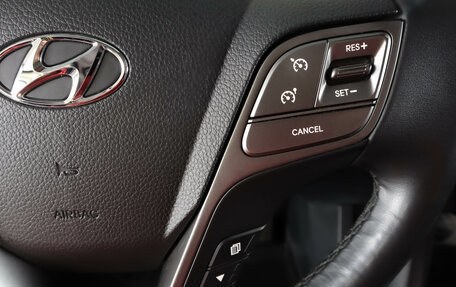 Hyundai Santa Fe III рестайлинг, 2017 год, 2 249 000 рублей, 19 фотография