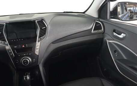 Hyundai Santa Fe III рестайлинг, 2017 год, 2 249 000 рублей, 16 фотография