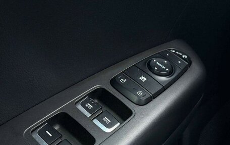 KIA Sportage IV рестайлинг, 2019 год, 2 520 000 рублей, 12 фотография