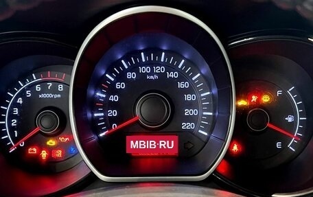 KIA Rio III рестайлинг, 2013 год, 750 000 рублей, 13 фотография