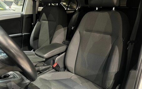 Volkswagen Jetta VI, 2018 год, 1 480 000 рублей, 21 фотография