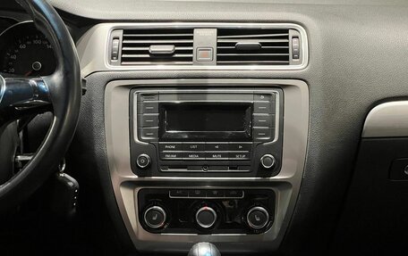 Volkswagen Jetta VI, 2018 год, 1 480 000 рублей, 11 фотография