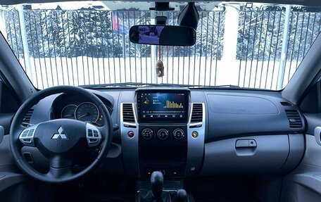 Mitsubishi Pajero Sport II рестайлинг, 2011 год, 1 559 000 рублей, 10 фотография