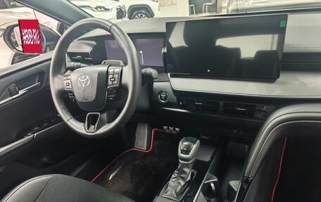 Toyota RAV4, 2025 год, 4 350 000 рублей, 15 фотография