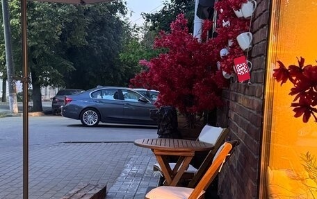 BMW 3 серия, 2017 год, 1 850 000 рублей, 4 фотография