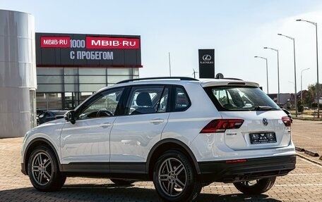 Volkswagen Tiguan II, 2020 год, 2 355 000 рублей, 4 фотография