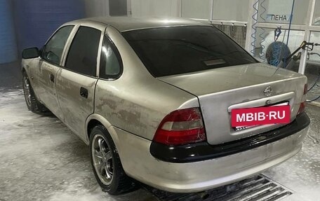 Opel Vectra B рестайлинг, 1997 год, 120 000 рублей, 4 фотография