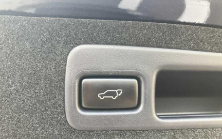 Toyota Harrier, 2017 год, 2 220 000 рублей, 13 фотография