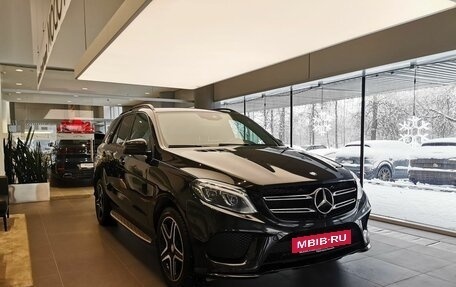 Mercedes-Benz GLE, 2016 год, 3 250 000 рублей, 3 фотография