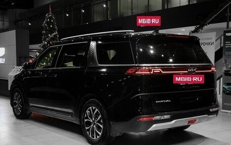 KIA Carnival, 2021 год, 3 750 000 рублей, 6 фотография