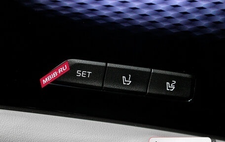 KIA Carnival, 2021 год, 3 750 000 рублей, 26 фотография