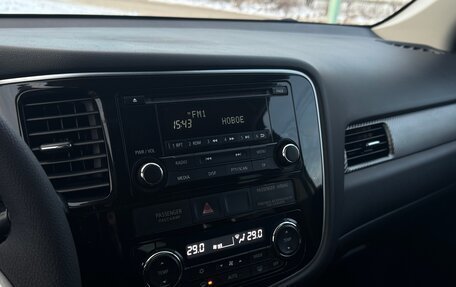 Mitsubishi Outlander III рестайлинг 3, 2013 год, 1 250 000 рублей, 16 фотография