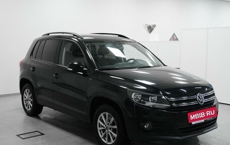 Volkswagen Tiguan I, 2015 год, 1 630 000 рублей, 2 фотография