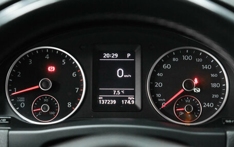 Volkswagen Tiguan I, 2015 год, 1 630 000 рублей, 20 фотография