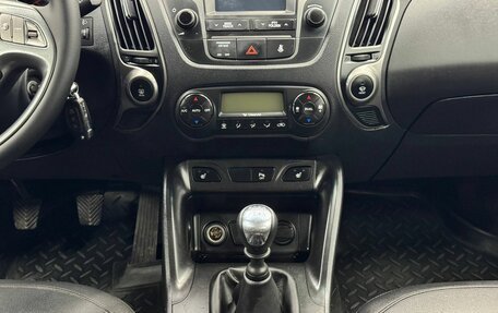 Hyundai ix35 I рестайлинг, 2015 год, 1 270 000 рублей, 17 фотография