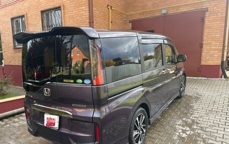 Honda Stepwgn IV, 2016 год, 2 200 000 рублей, 3 фотография