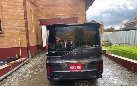 Honda Stepwgn IV, 2016 год, 2 200 000 рублей, 4 фотография