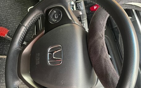 Honda Stepwgn IV, 2016 год, 2 200 000 рублей, 12 фотография