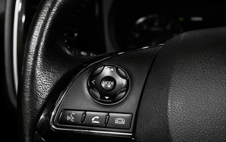 Mitsubishi Outlander III рестайлинг 3, 2019 год, 2 125 000 рублей, 23 фотография