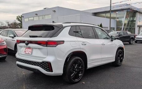 Volkswagen Tiguan, 2025 год, 4 799 000 рублей, 2 фотография