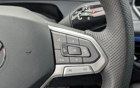 Volkswagen Tiguan, 2025 год, 4 799 000 рублей, 19 фотография