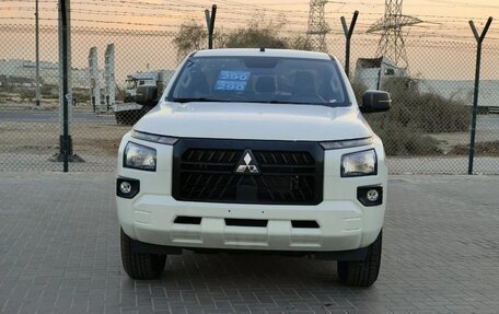 Mitsubishi L200, 2025 год, 6 490 000 рублей, 2 фотография
