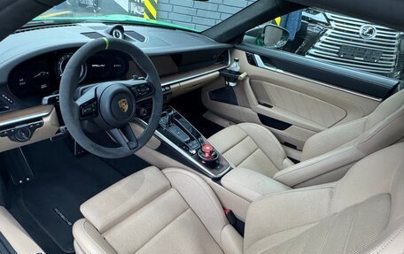 Porsche 911, 2021 год, 25 900 000 рублей, 9 фотография