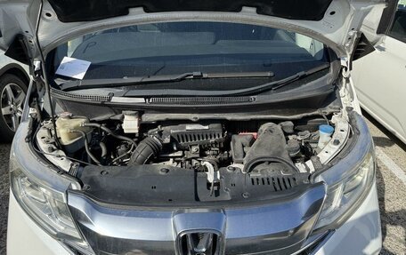 Honda Stepwgn IV, 2015 год, 1 580 000 рублей, 3 фотография