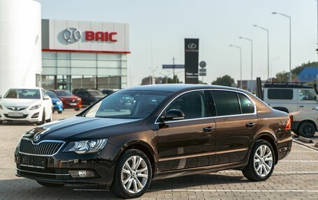 Skoda Superb III рестайлинг, 2014 год, 1 095 000 рублей, 1 фотография