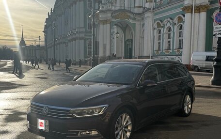 Volkswagen Passat B8 рестайлинг, 2015 год, 1 650 000 рублей, 6 фотография
