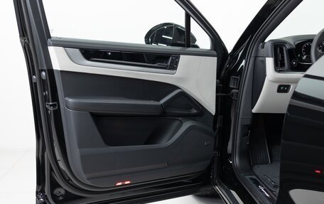 Porsche Cayenne III, 2025 год, 18 890 000 рублей, 8 фотография