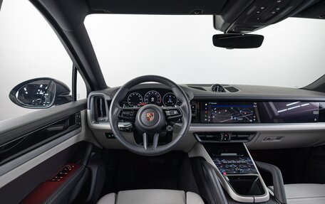 Porsche Cayenne III, 2025 год, 18 890 000 рублей, 13 фотография