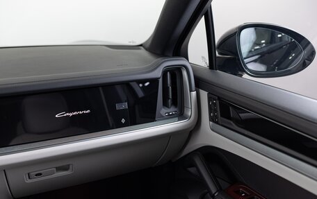 Porsche Cayenne III, 2025 год, 18 890 000 рублей, 20 фотография