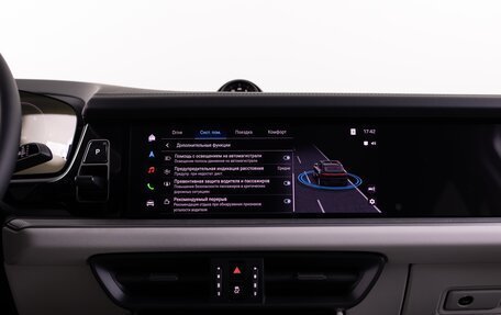 Porsche Cayenne III, 2025 год, 18 890 000 рублей, 25 фотография