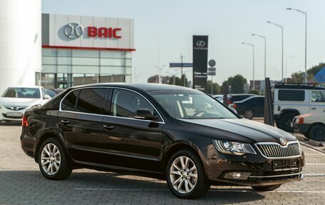 Skoda Superb III рестайлинг, 2014 год, 1 095 000 рублей, 3 фотография