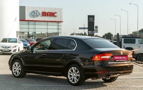 Skoda Superb III рестайлинг, 2014 год, 1 095 000 рублей, 4 фотография