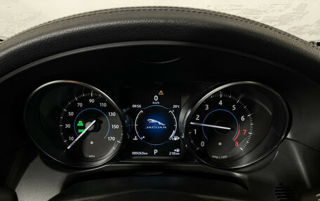 Jaguar XF II, 2018 год, 2 477 000 рублей, 11 фотография