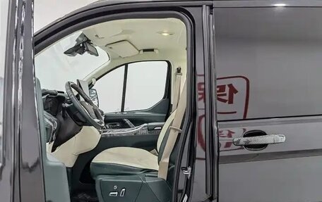 Ford Tourneo Custom I рестайлинг, 2022 год, 4 400 000 рублей, 10 фотография