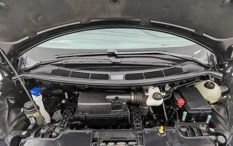 Ford Tourneo Custom I рестайлинг, 2022 год, 4 400 000 рублей, 6 фотография