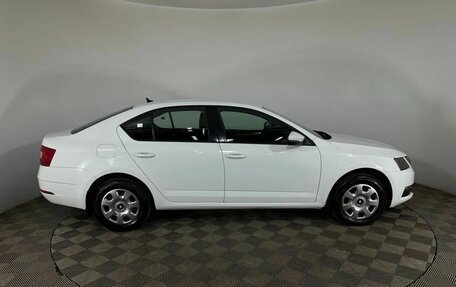 Skoda Octavia, 2019 год, 1 250 000 рублей, 4 фотография